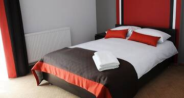 Фото номера Трехместный номер Отель Hotel Klaudia г. Juszczyn 5