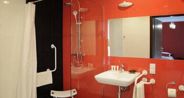 Фото номера Трехместный номер Отель Hotel Klaudia г. Juszczyn 13